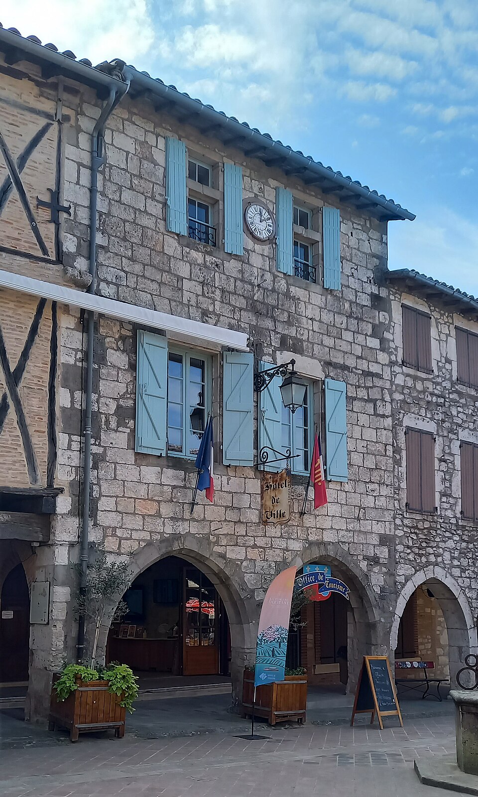 Logo mairie de Castelnau-de-Montmiral