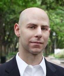 Logo Adam Grant