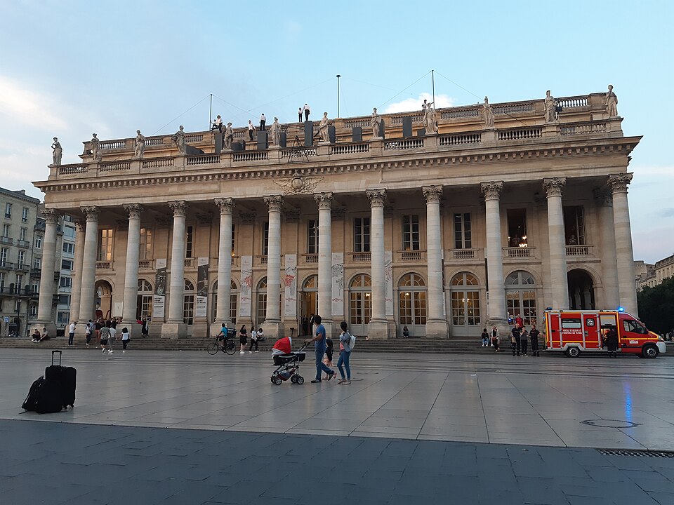 Logo opéra national de Bordeaux